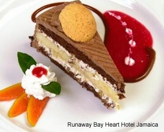 Runaway Bay Heart Hotel